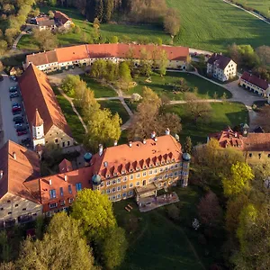 Naturschlosshotel Blumenthal Hotel